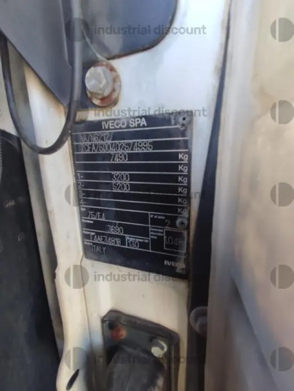 19#9387 Camion frigo IVECO Eurocargo 75e18