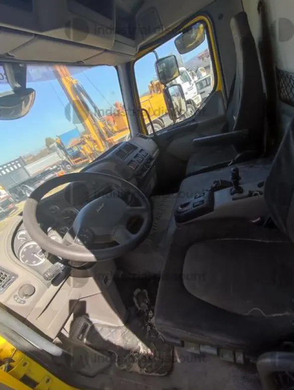 15#9387 Camion ribaltabile DAF LF45-210 rifiuti pericolosi