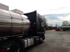 CAMION SCANIA GE773AX