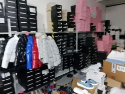 77#8119 Campionario capi d'abbigliamento e scarpe