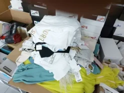 77#8119 Campionario capi d'abbigliamento e scarpe