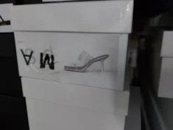 77#8119 Campionario capi d'abbigliamento e scarpe