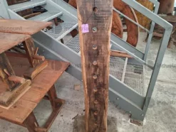 8#9425 Canoa Borneo e Armadietto con Sculture Timor