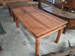 8#9425 Canoa Borneo e Armadietto con Sculture Timor