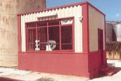 #9904 Cantina vinicola con beni mobili e terreno
