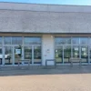 #23007 Capannone ad uso commerciale con cortile