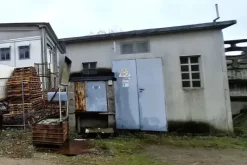 #2638459 Capannone artigianale con cabina e terreno