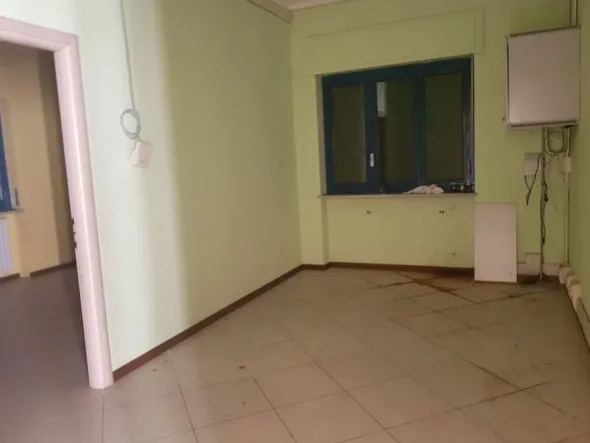 #8979 Capannone artigianale con palazzina uffici