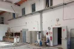 #14752 Capannone artigianale con sala espositiva