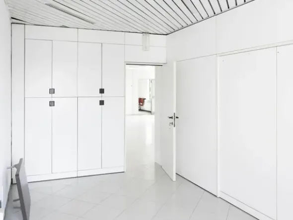 #2639676 Capannone a Venegono Inferiore con area esterna