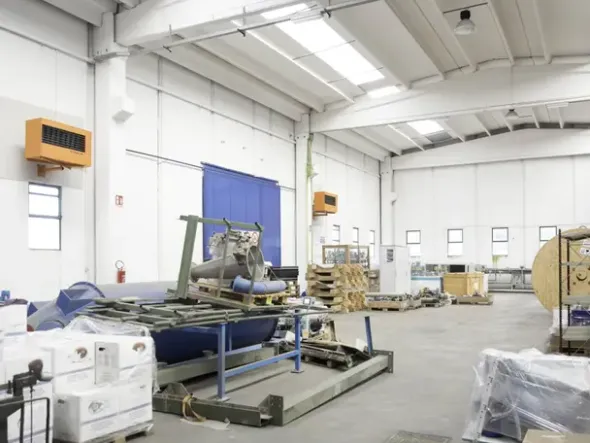 #2639676 Capannone a Venegono Inferiore con area esterna