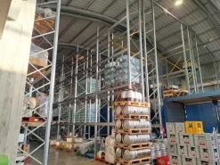 #2536357 Capannone commerciale a Bari da 2796 mq