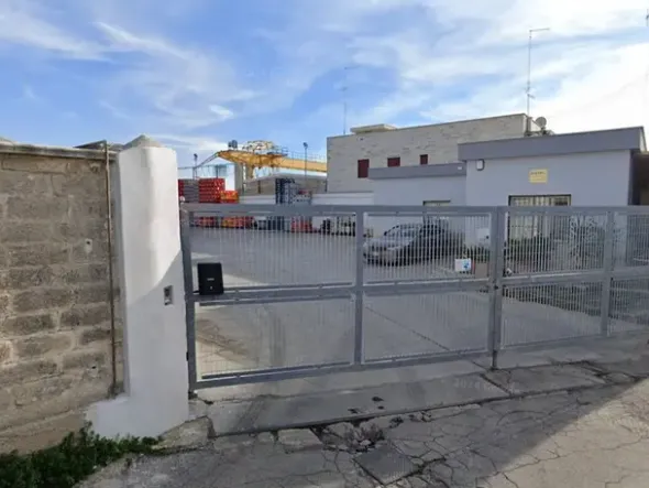 #2536357 Capannone commerciale a Bari da 2796 mq