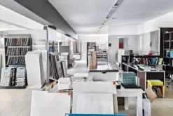 #25835 Capannone commerciale con ampio piazzale