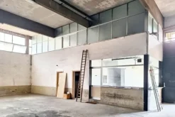 #23288 Capannone commerciale con area edificabile