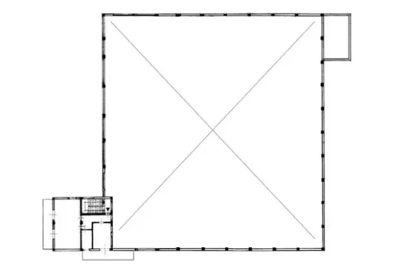 #23288 Capannone commerciale con area edificabile