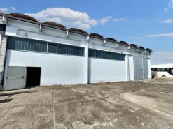 #23858 Capannone commerciale con uffici e area pertinenziale