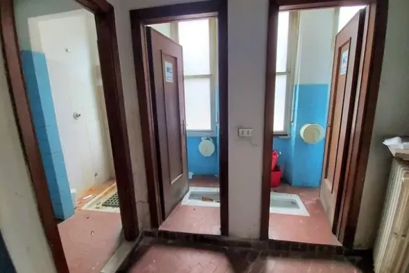 #14679 Capannone con aree urbane e parcheggio