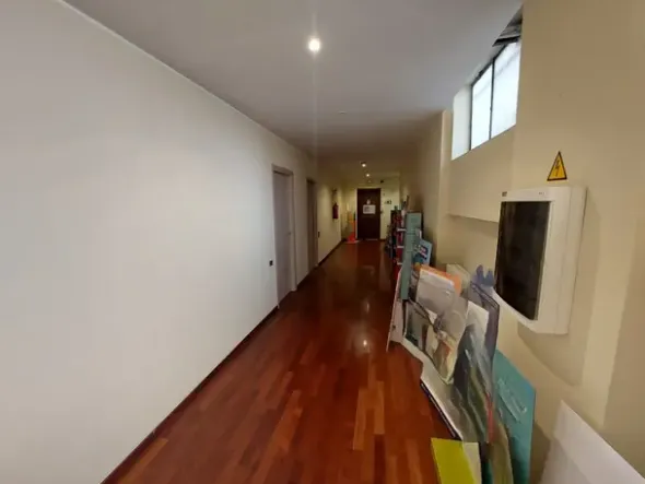 #2638989 Capannone con palazzina uffici e ampia area esterna con possibile cambio di destinazione d’uso