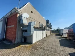 #2638989 Capannone con palazzina uffici e ampia area esterna con possibile cambio di destinazione d’uso