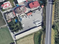 #2537535 Capannone con uffici e ampio piazzale asfaltato