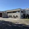 CAPANNONE con uffici e vetrine fronte strada