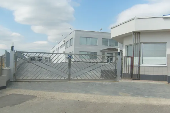 CAPANNONE INDUSTIALE CON TERRENO - CHISINAU MOLDOVA