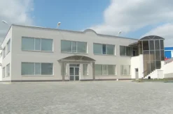 CAPANNONE INDUSTIALE CON TERRENO - CHISINAU MOLDOVA