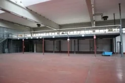 Capannone industriale affitto