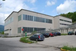 #2793 Capannone industriale al primo piano