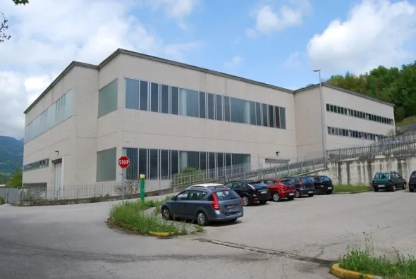#2793 Capannone industriale al primo piano