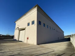 Capannone Industriale a reddito