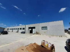 #2640071 Capannone industriale con ampia corte pertinenziale