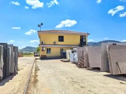 #2536074 Capannone industriale con impianto fotovoltaico