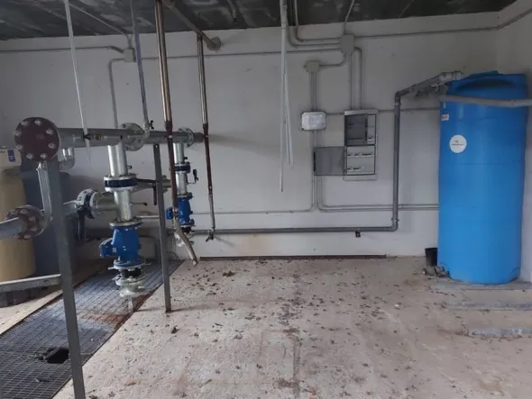 #14664 Capannone industriale con pertinenze
