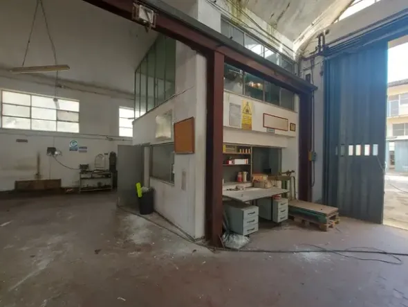#2537439 Capannone industriale con uffici