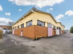 #24995 Capannone industriale con uffici, frazionabile