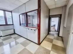 #24995 Capannone industriale con uffici, frazionabile