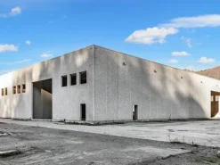#22834 Capannone industriale in costruzione