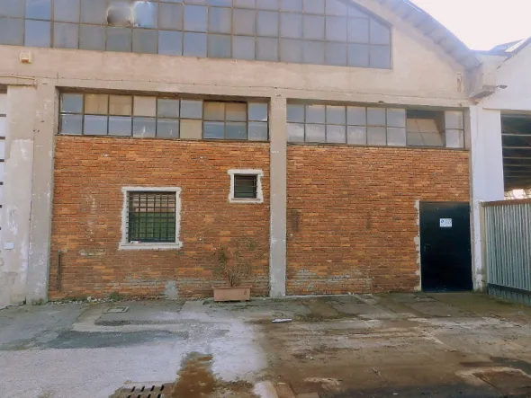 Capannone Industriale 445mq a Cologno Monzese