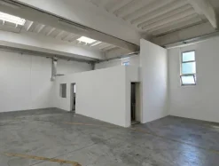 Capannone industriale 780mq in vendita – PU