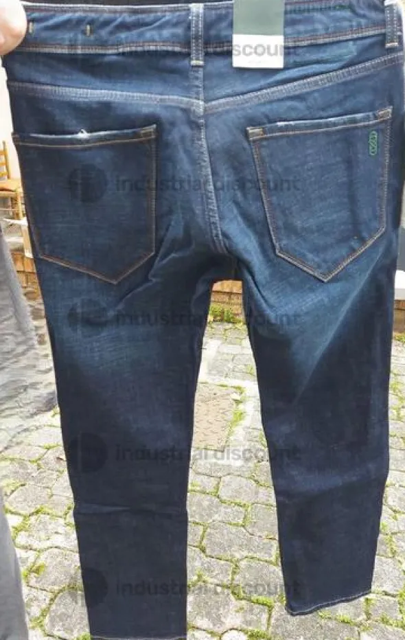 1#9166 Capi di abbigliamento