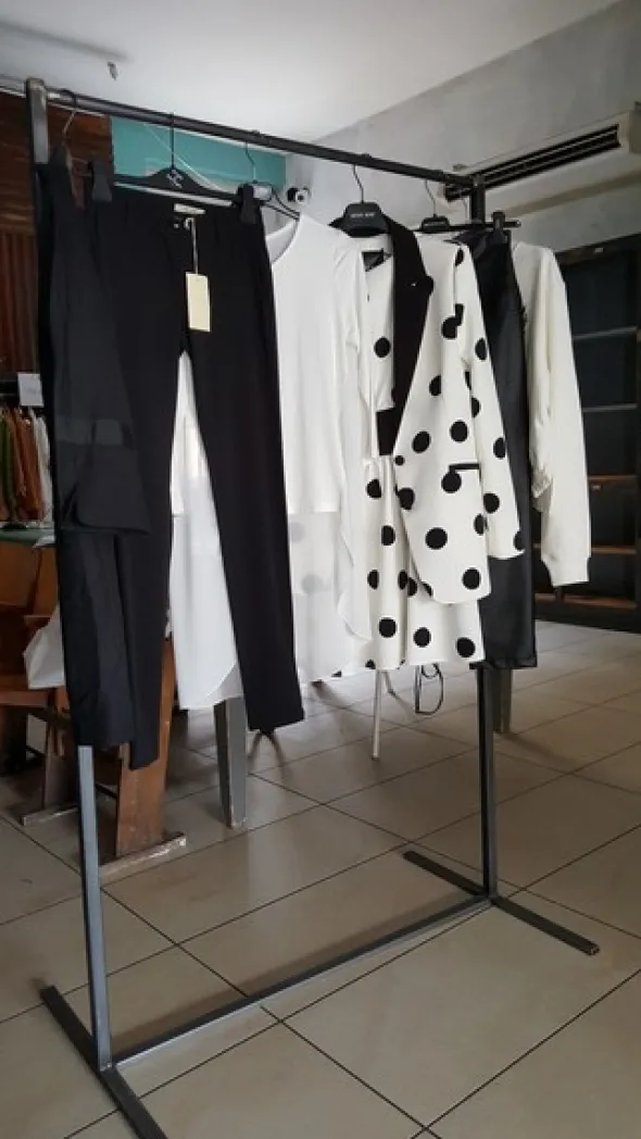 10#5286 Capi di abbigliamento