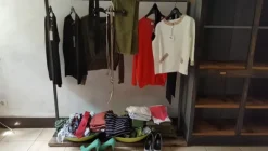 9#5286 Capi di abbigliamento