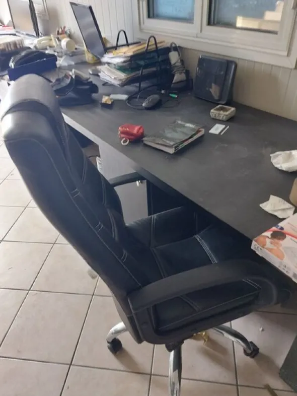 2#8129 Capi di abbigliamento e arredo da negozio