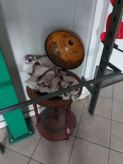 2#8129 Capi di abbigliamento e arredo da negozio