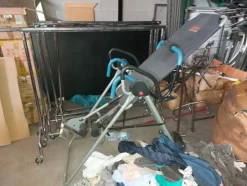 2#8129 Capi di abbigliamento e arredo da negozio