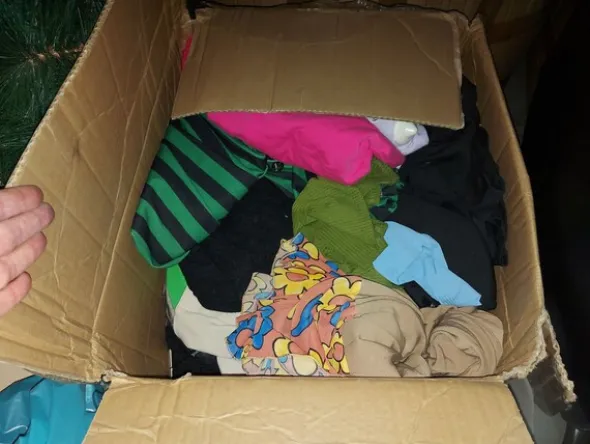 2#8129 Capi di abbigliamento e arredo da negozio