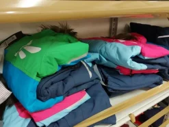 1#8071 Capi di abbigliamento e calzature