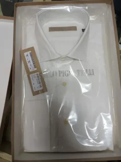 1#8071 Capi di abbigliamento e calzature